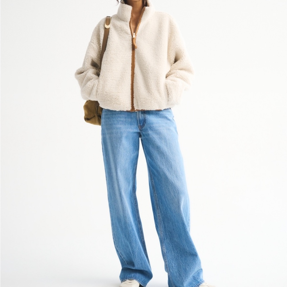 Abercrombie & Fitch Cream Sherpa Jacket